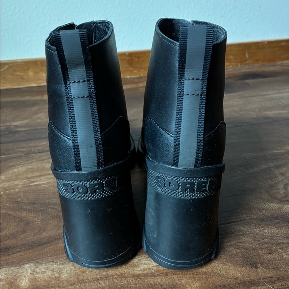 Sorel Brex Heel Zip Boots in Black (Size:7) - Picture 3 of 16